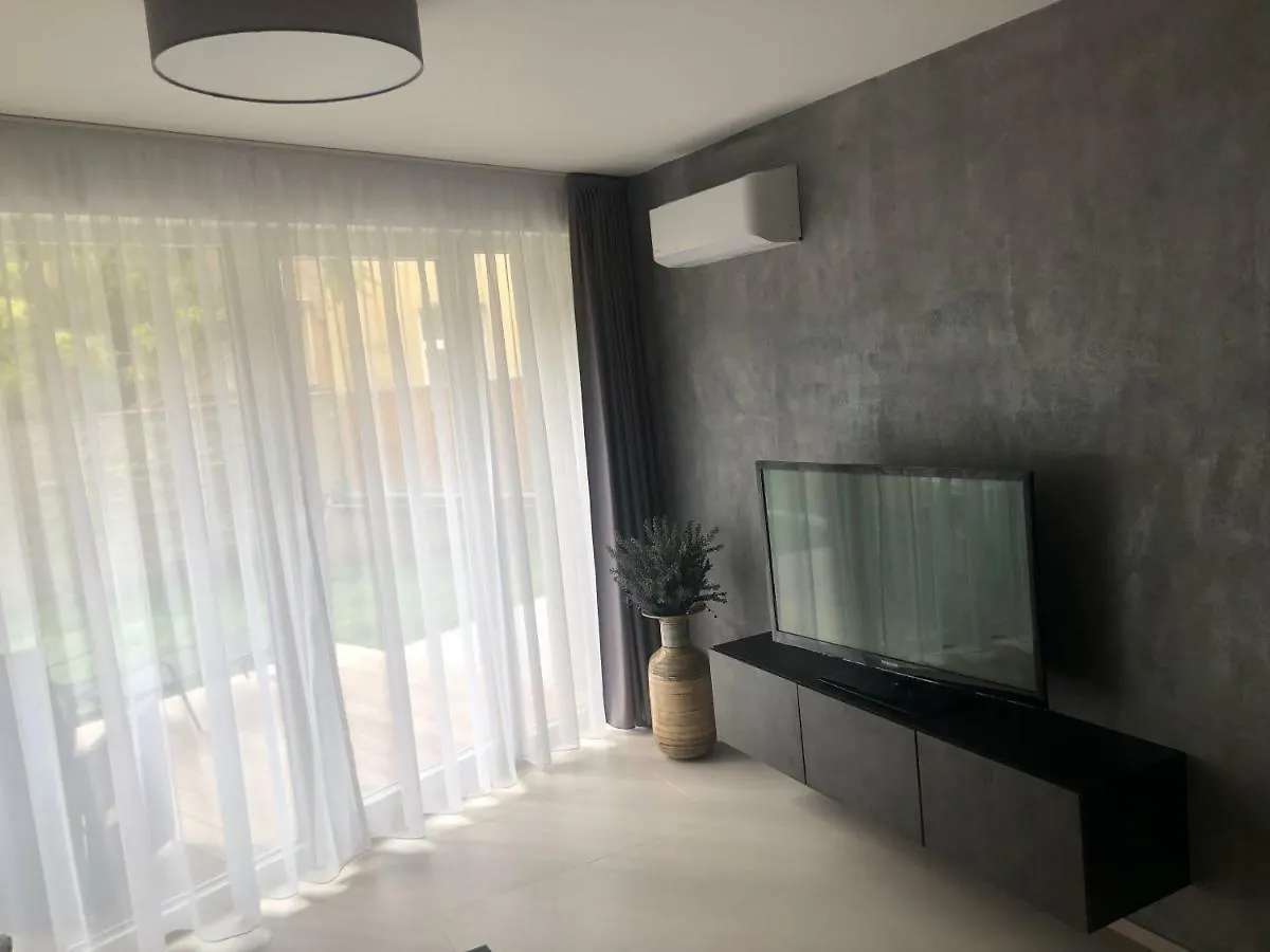 Luxury Apartment With Private Garden Prag Tjekkiet